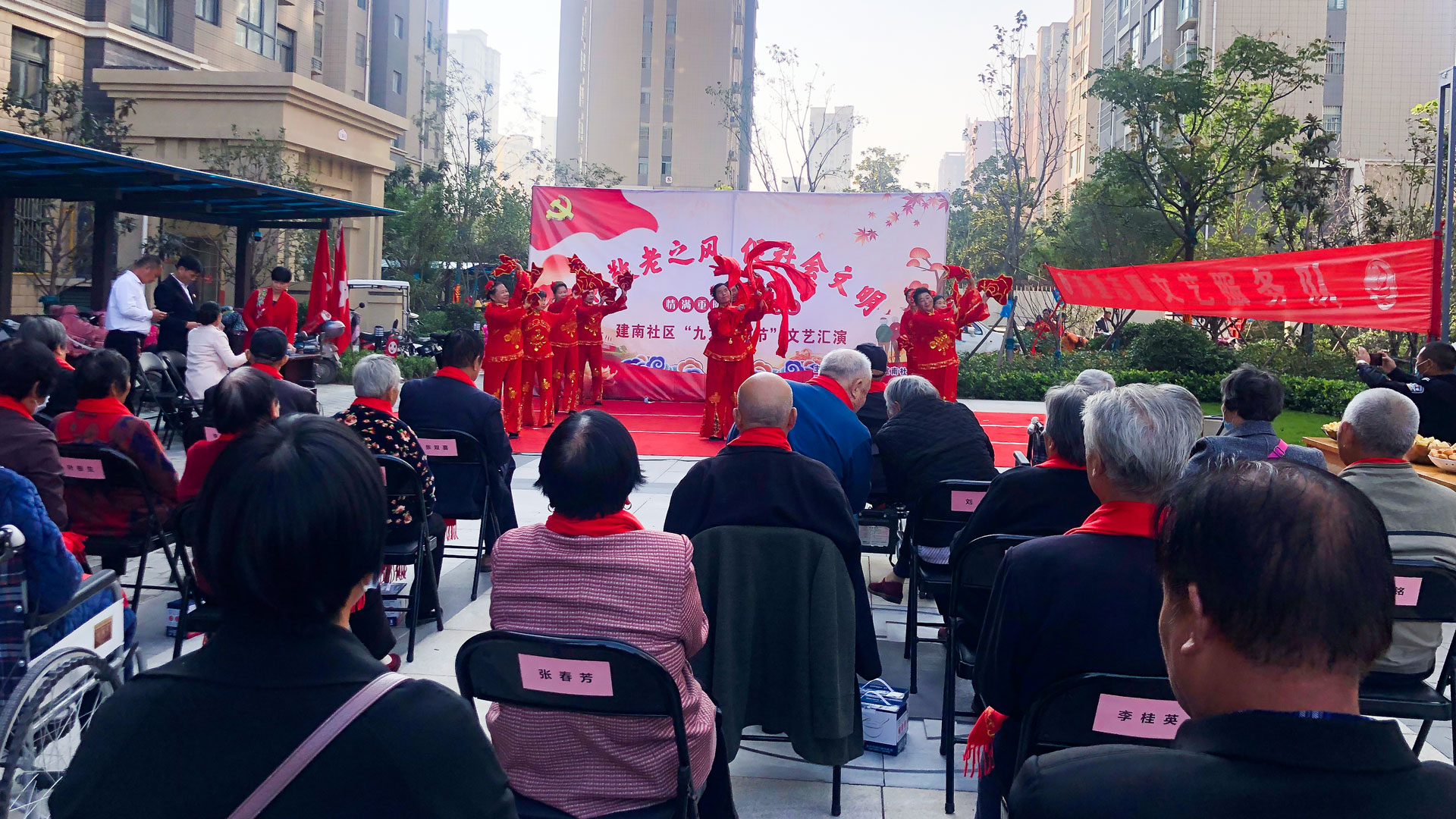 1634267962516909.jpg 情暖宇龍-(1).jpg