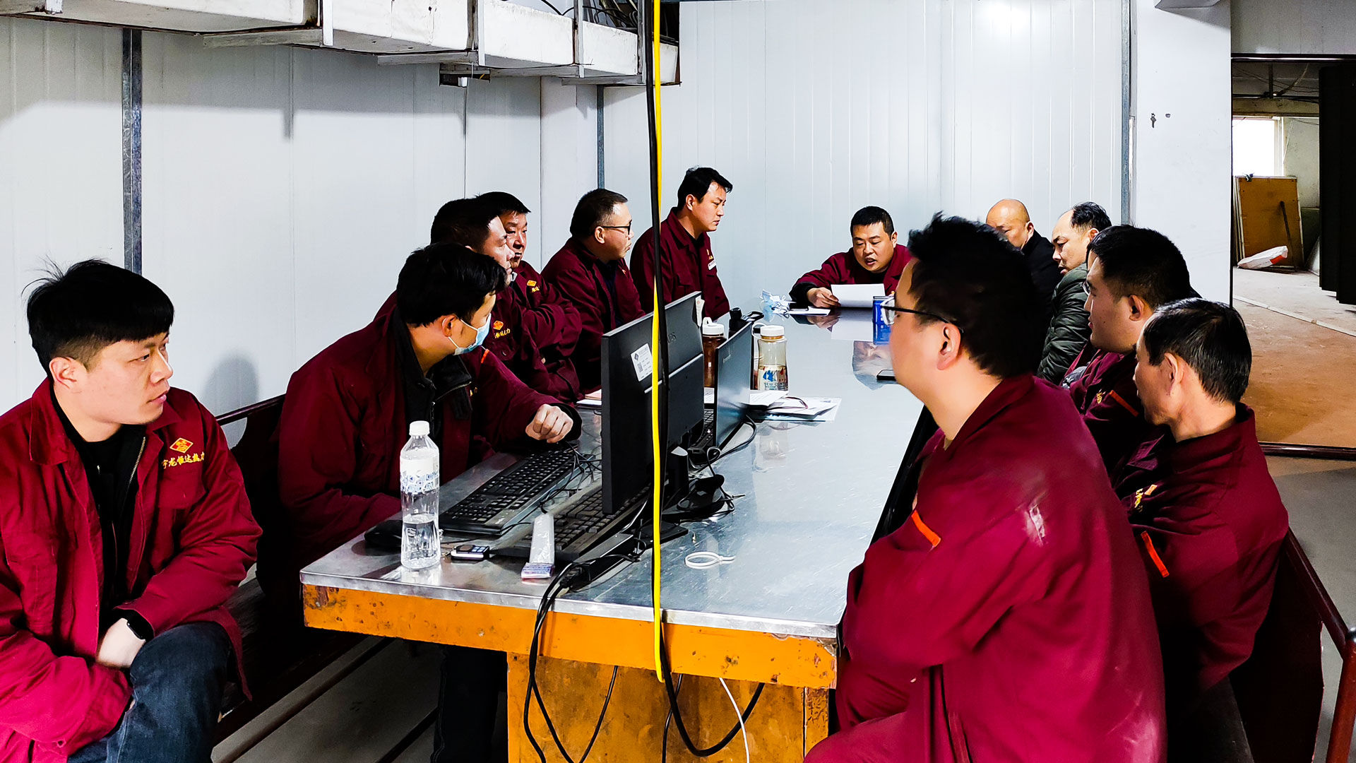 1648600296985019.jpg 集中學(xué)習(xí)廠史知識(shí)-(1).jpg