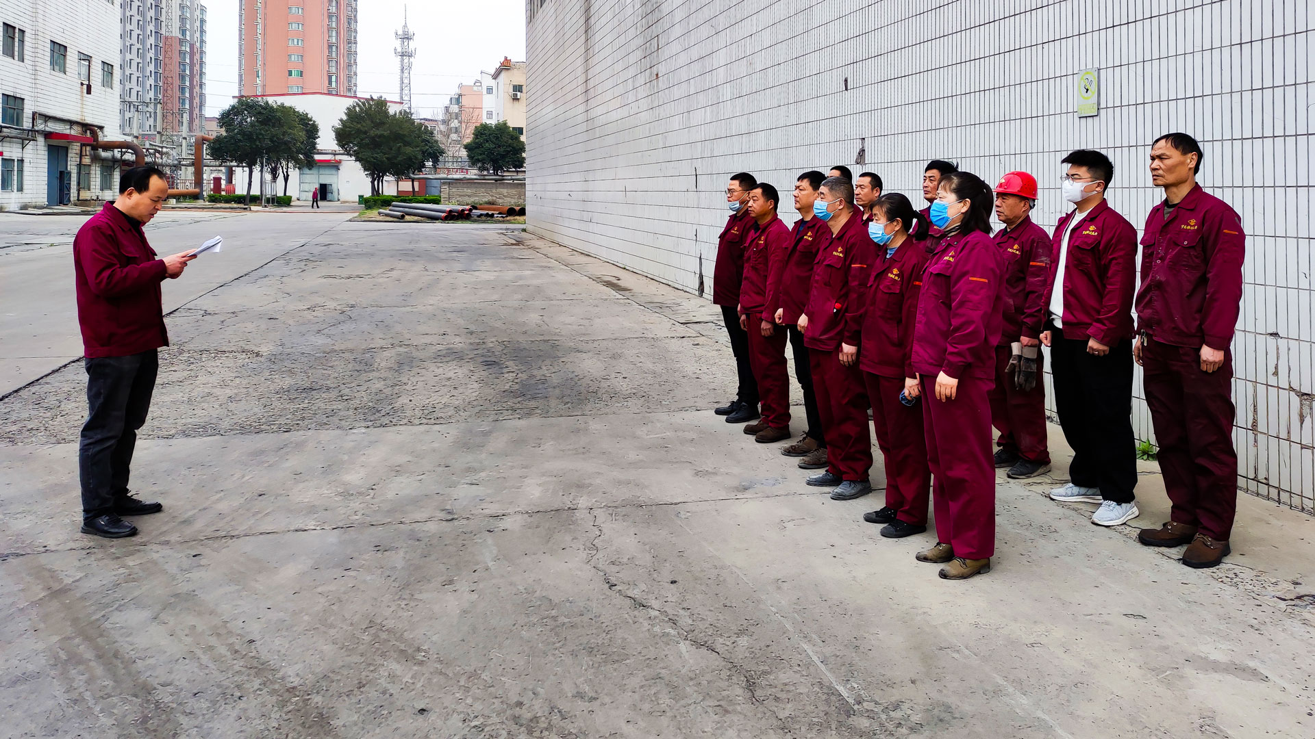 1648600306911467.jpg 集中學(xué)習(xí)廠史知識(shí)-(2).jpg