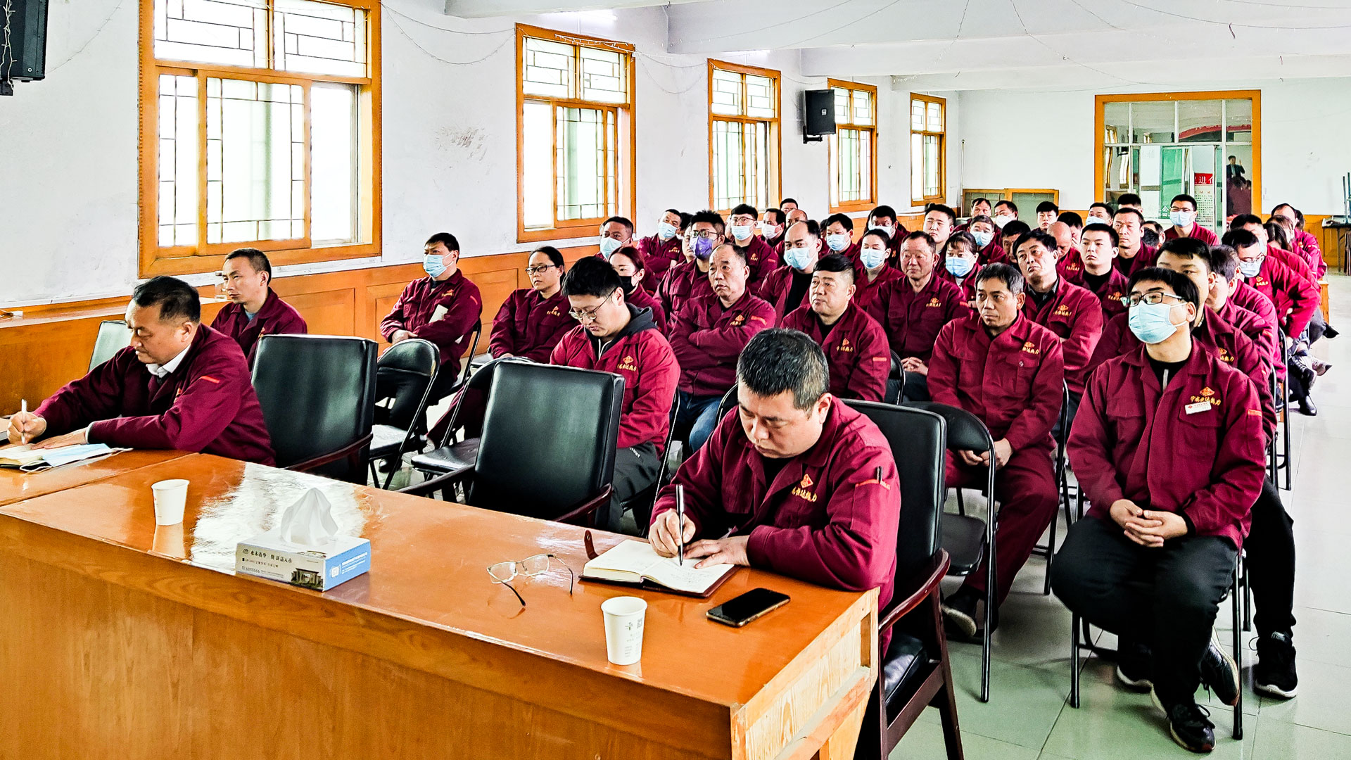 1648800330276182.jpg 召開施工項目專題會議-(2).jpg