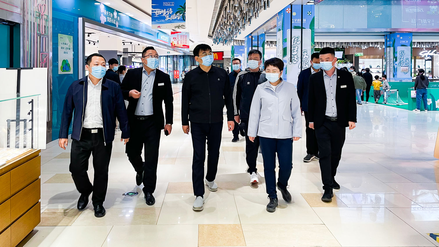 1652147702537880.jpg 迎接市領導-(1).jpg