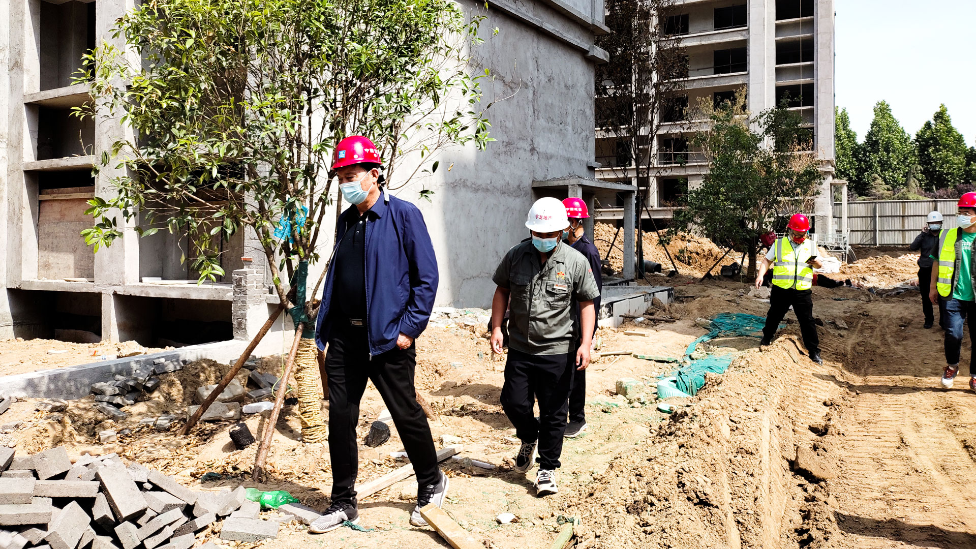 1654828375498621.jpg 保質(zhì)量穩(wěn)工期-(3).jpg