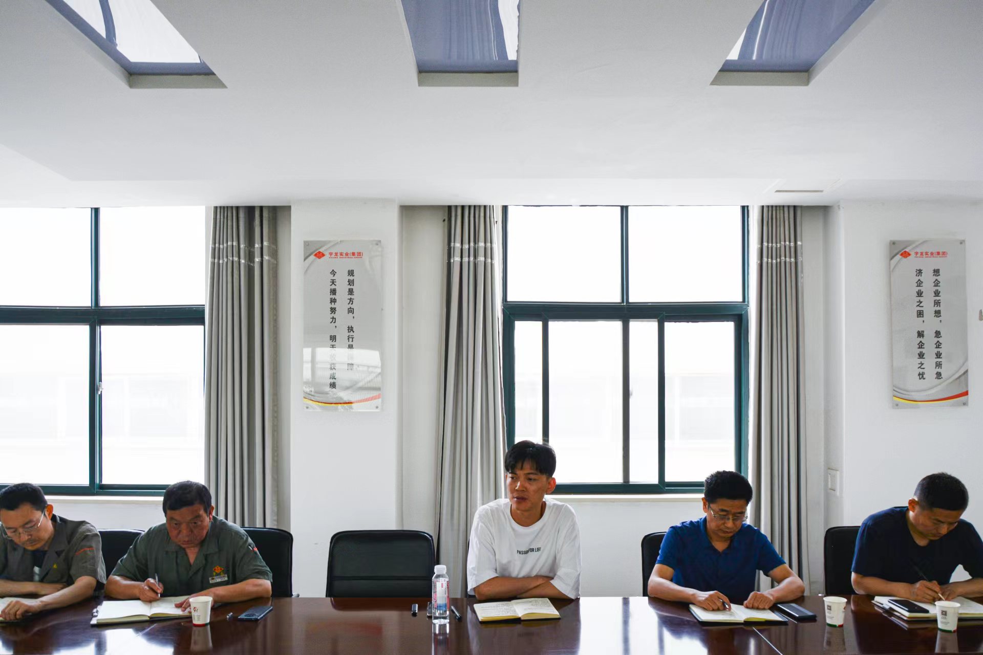 1654836493349122.jpg 管理部 (1).jpg