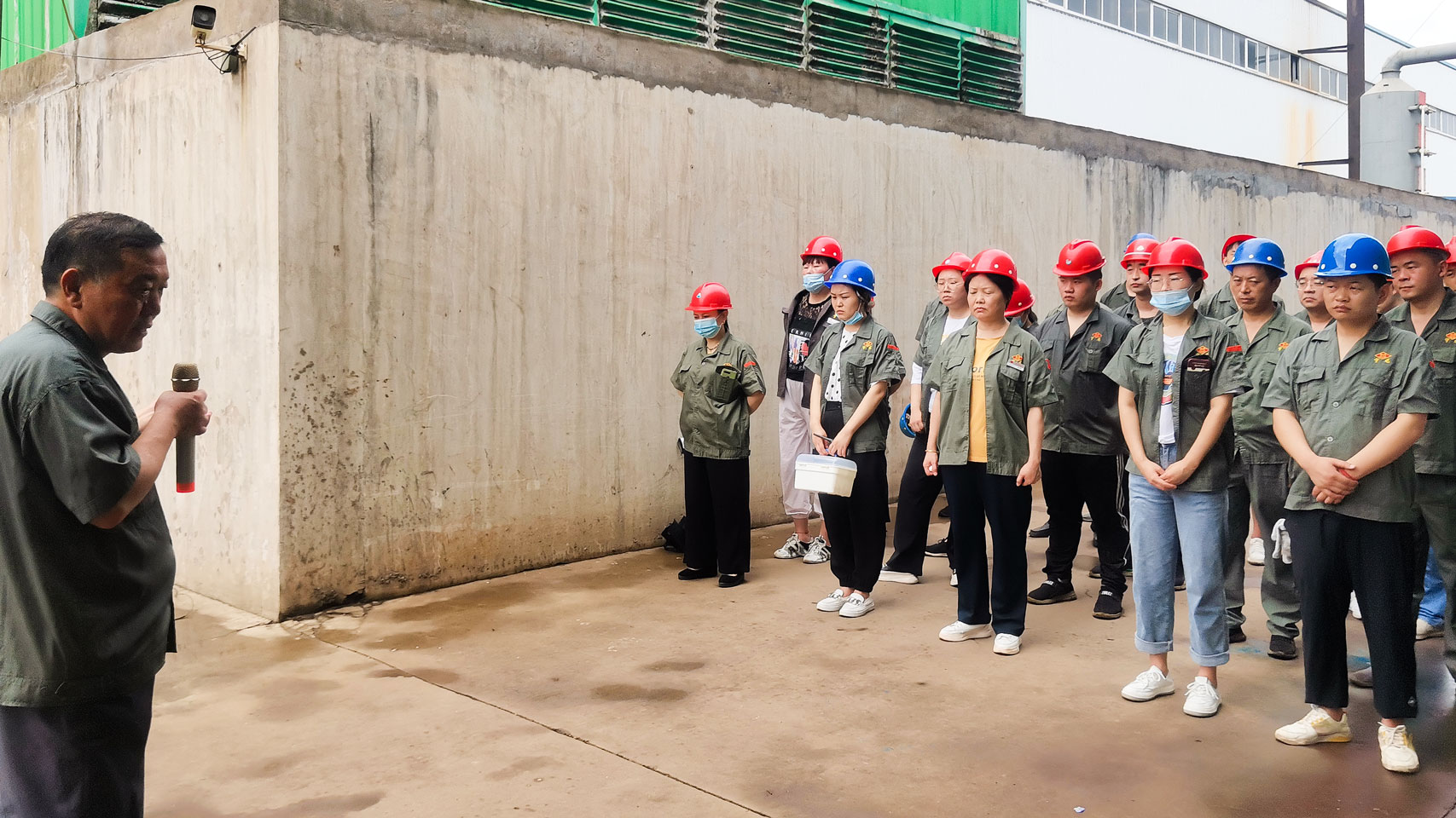 1656057737627916.jpg 危化品泄漏-(3).jpg