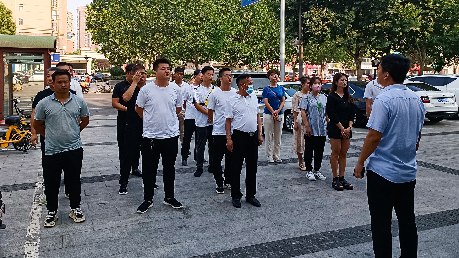 1657262703300904.jpg 宇龍地產(chǎn)運(yùn)營(yíng)中心-(1).jpg