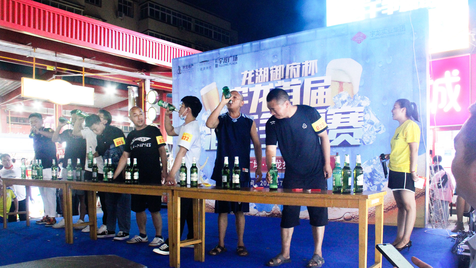 1658456992539993.jpg 激情仲夏夜-(2).jpg