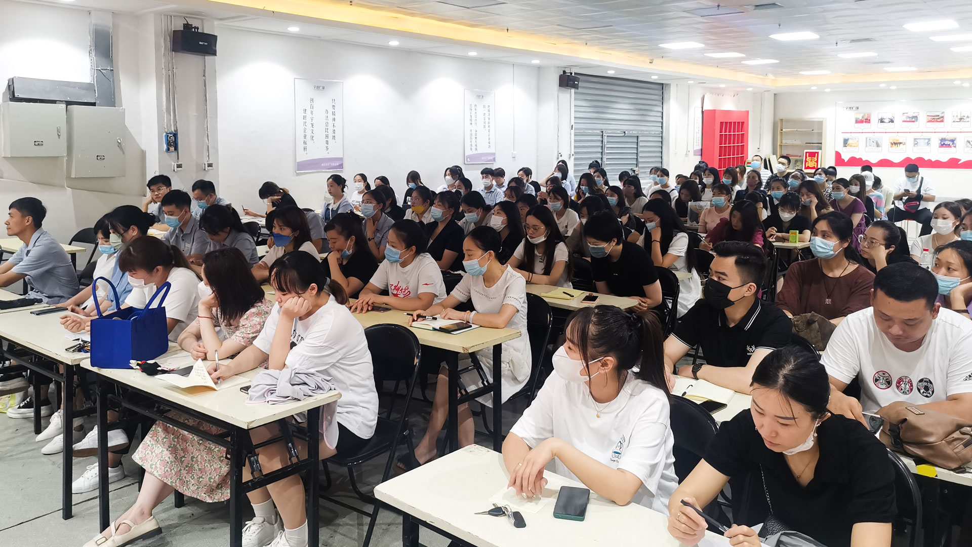 1658457187242871.jpg 引爆店長終端管理-(1).jpg