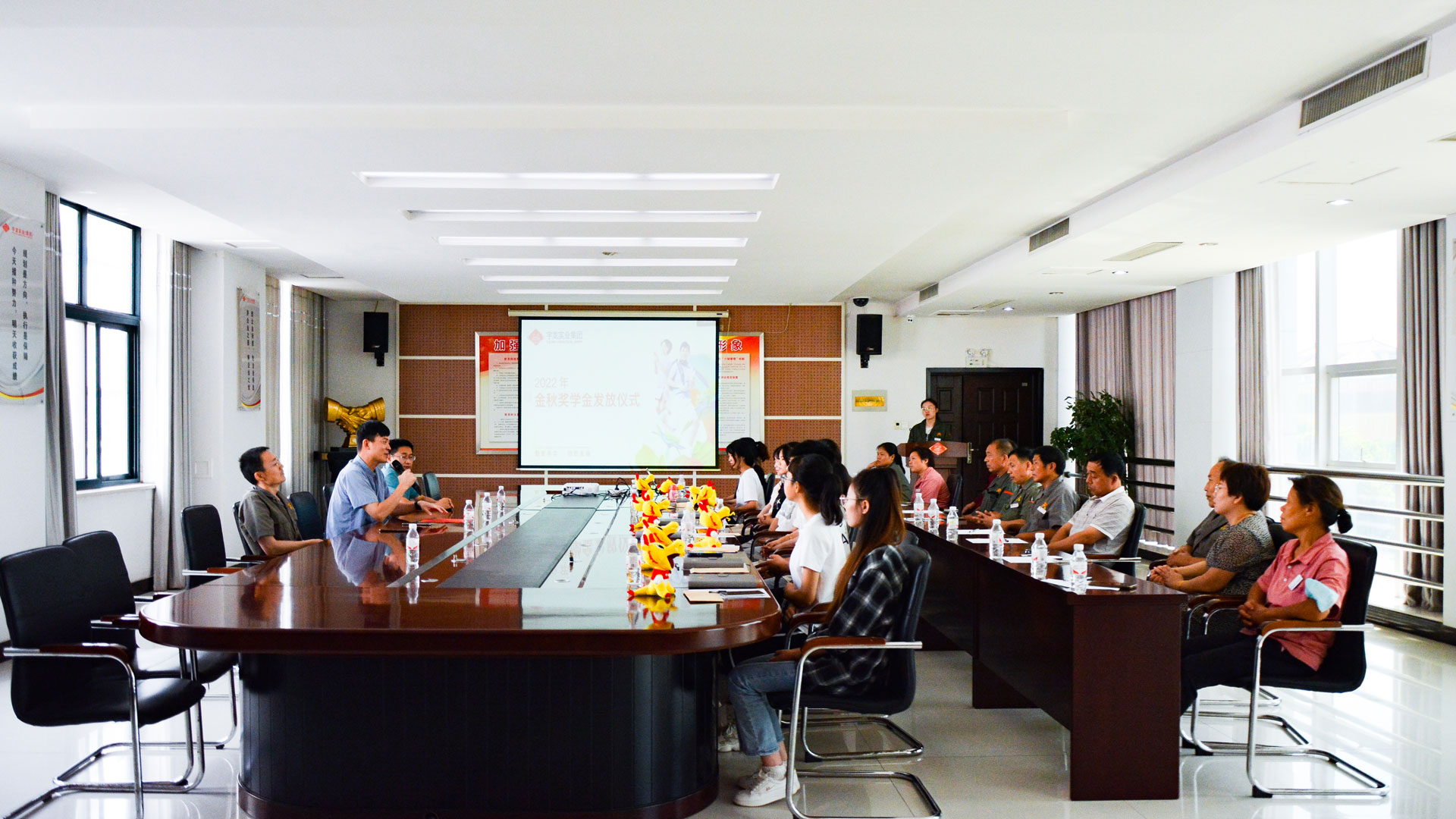 1661502059898940.jpg 金秋獎(jiǎng)學(xué)-(6).jpg