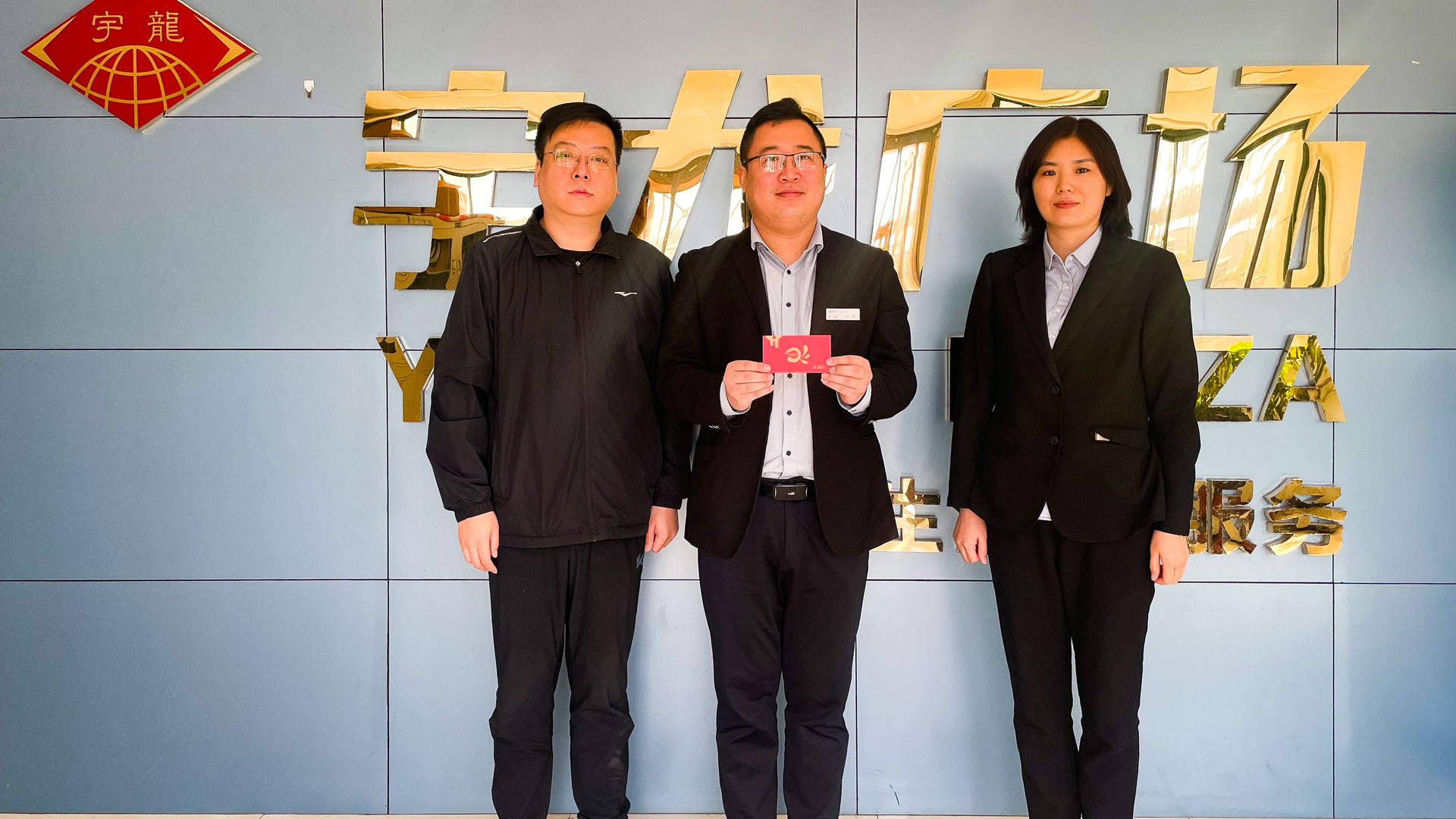 1665717412354049.jpg 6.jpg