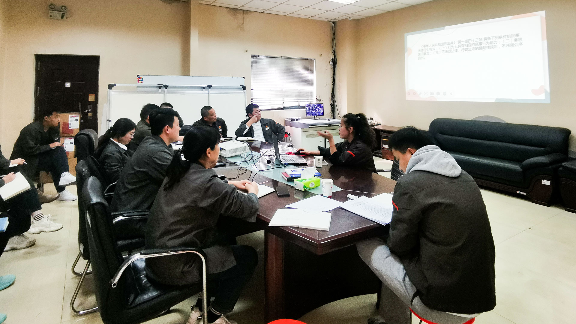 1666921946711013.jpg 圖1-合同培訓(xùn).jpg