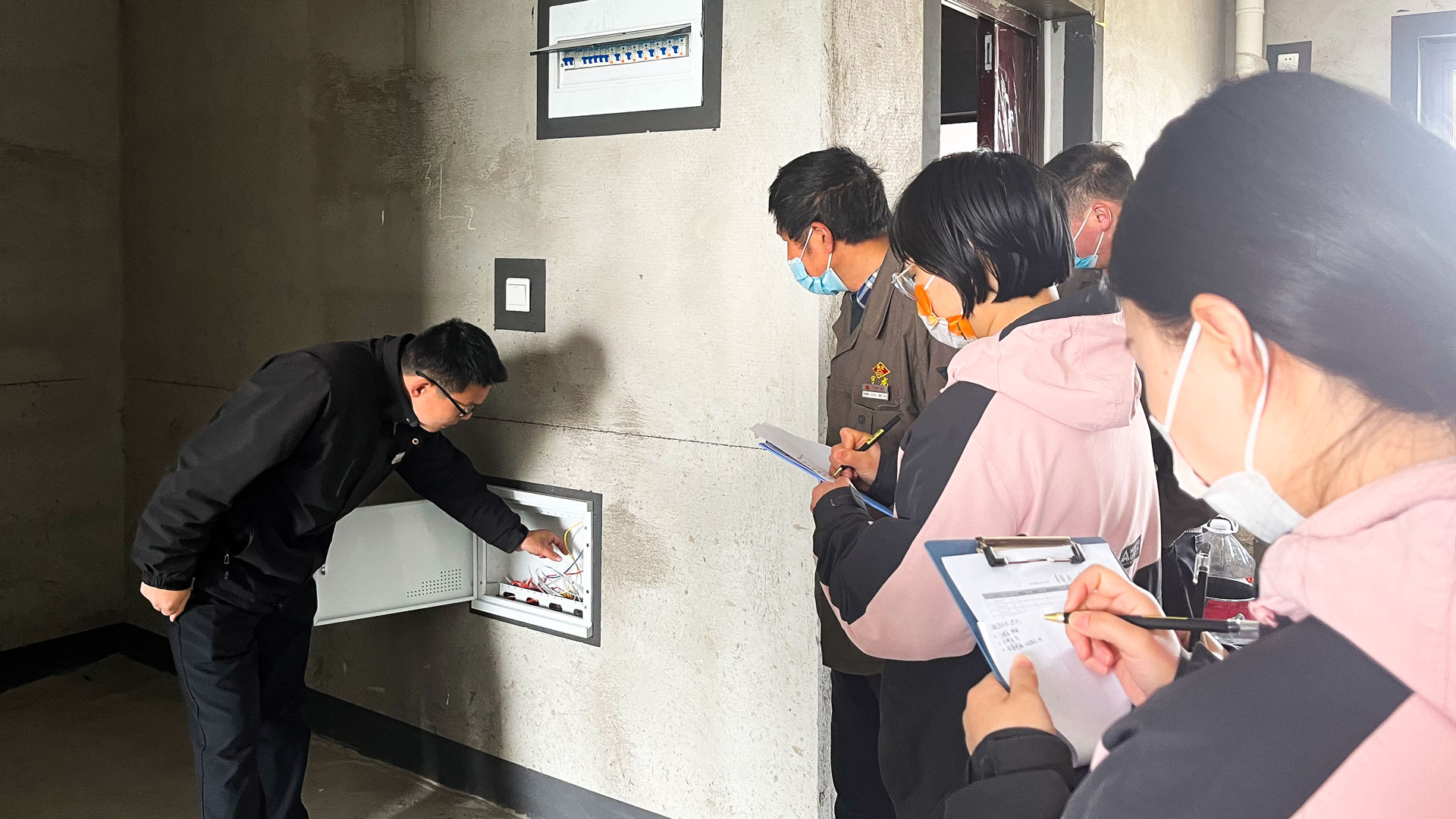 1680226428625051.jpg 驗新房-(1).jpg