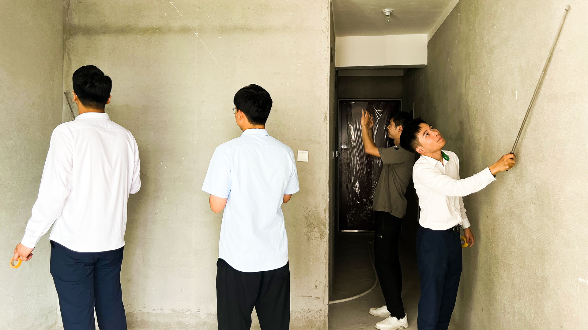 1686298307160243.jpg 龍湖御府高層聯(lián)合查驗(yàn)已開始3.jpg